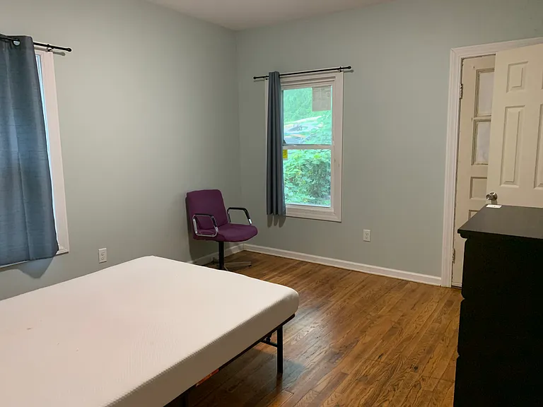 404 Greenwood Pl #1 — Photo 5