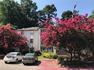 1521 Creekwood Ct UNIT 203, Raleigh, NC 27603