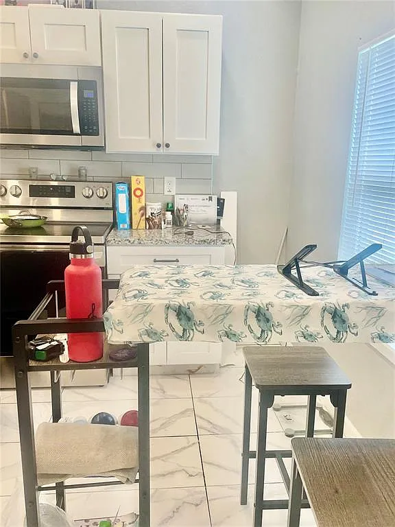 1 bed, 1.0 bath, 186 sqft, $800 — Photo 4