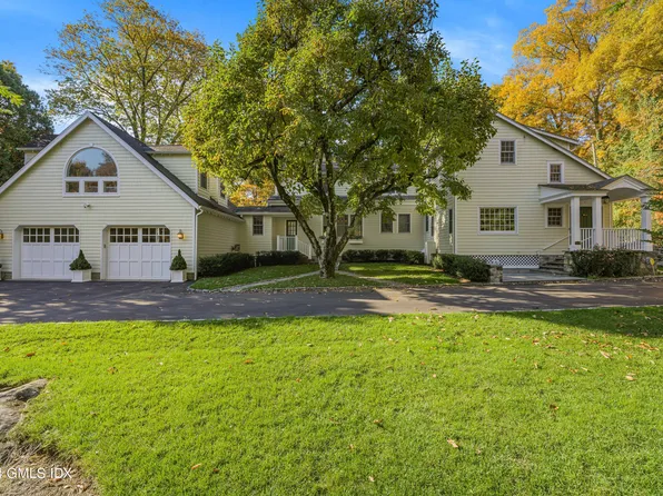 201 Cognewaugh Rd, Cos Cob, CT 06807