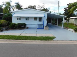 5529 Antigua Dr, Zephyrhills, FL 33541