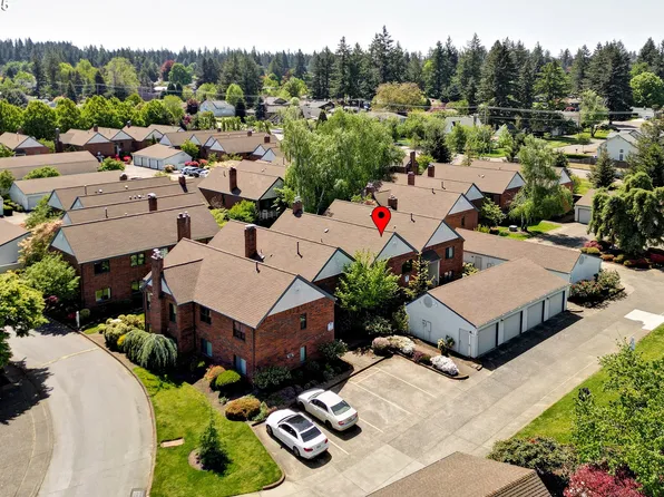 14859 NE Sacramento St Unit 135, Portland, OR 97230