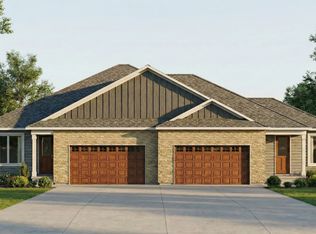 17965 Kincaid Cir, Lakeville, MN 55044