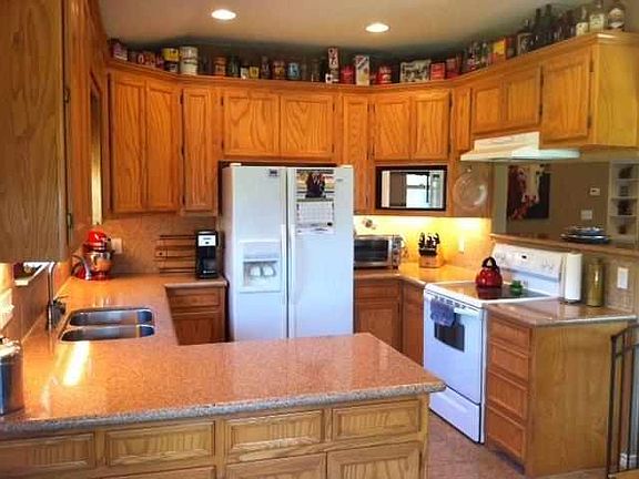 5th image of 109 Lakewood Dr