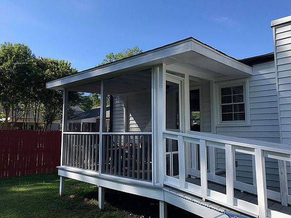 screened porch