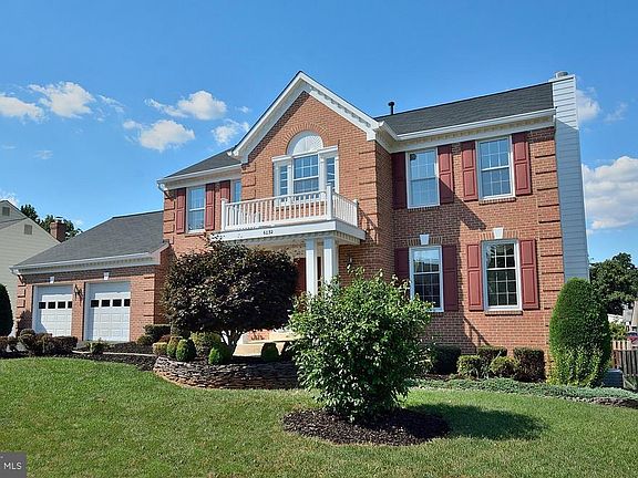 2nd image of 6032 Woodlake Ln