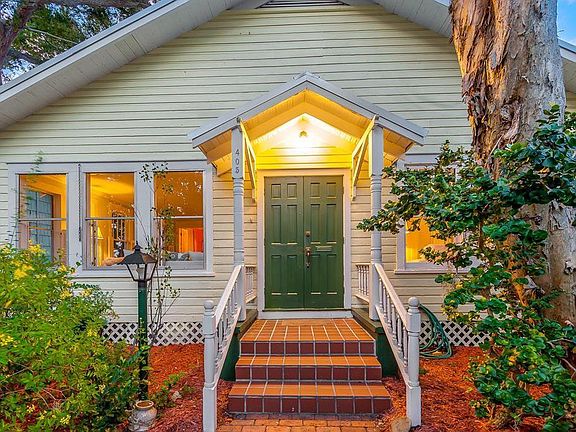 2nd image of 405 Julia Pl