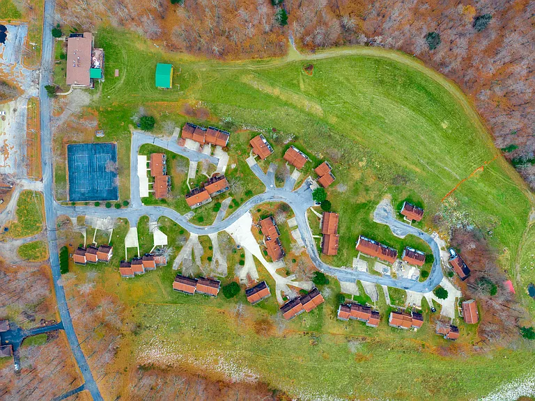 Arial view of Wolf Run Manor