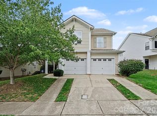 1727 Crabapple Tree Ln, Charlotte, NC 28214
