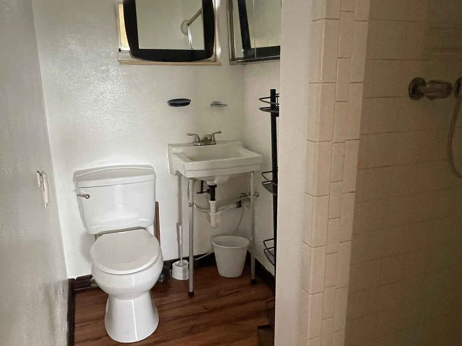Studio, 500 sqft, $995 — Photo 2