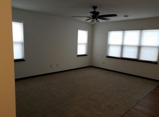 746 Prospect Dr, Kewaskum, WI 53040