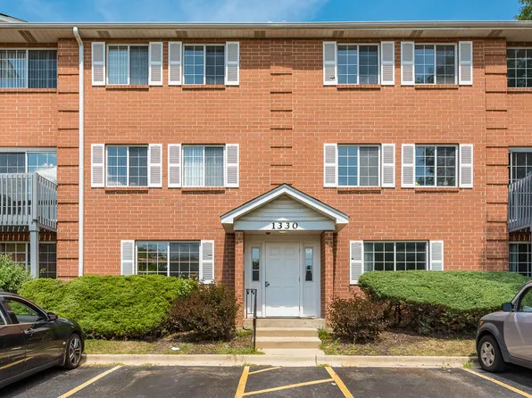 1330 S Lorraine Rd APT A, Wheaton, IL 60189