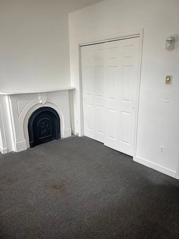 2 bed, 1.0 bath, 840 sqft, $1,250 — Photo 2