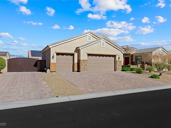 3rd image of 6332 Bridal Cave Ave