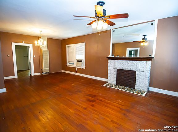 5th image of 2224 W Olmos Dr