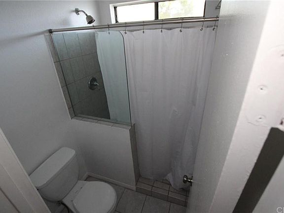 2nd image of 1506 E 4th St Unit 203