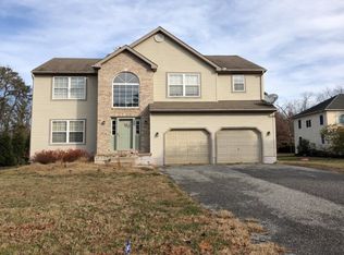 3160 Brookfield St, Vineland, NJ 08361