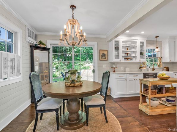 5 Gaines Place, Huntington, NY 11743