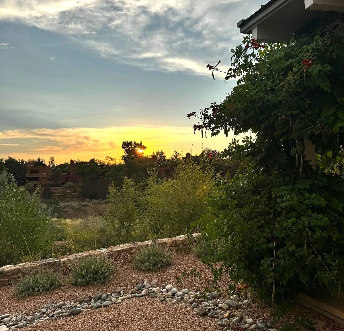 2 bed, 1400 sqft, $4,900 — Photo 4