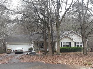889 Windward Rd, Winder, GA 30680