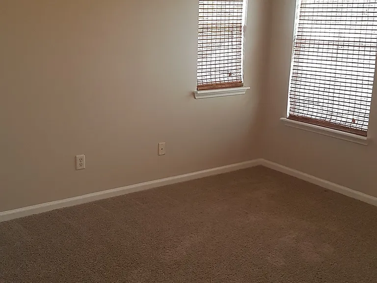 6319 Endelstow Ln — Photo 34