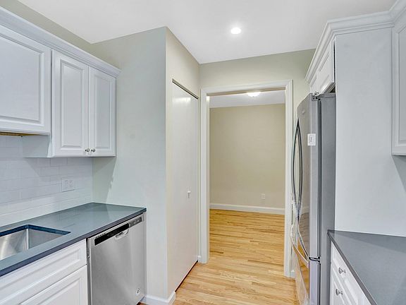 115 Beacon Hill Drive