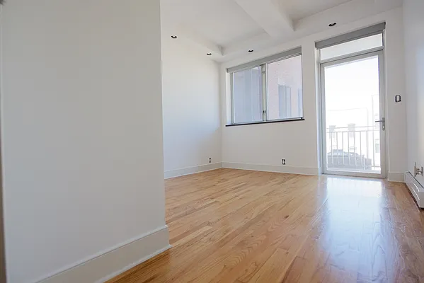 Rented by Nolita Group | media 7