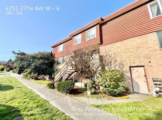 4251 27th Ave W APT 4, Seattle, WA 98199
