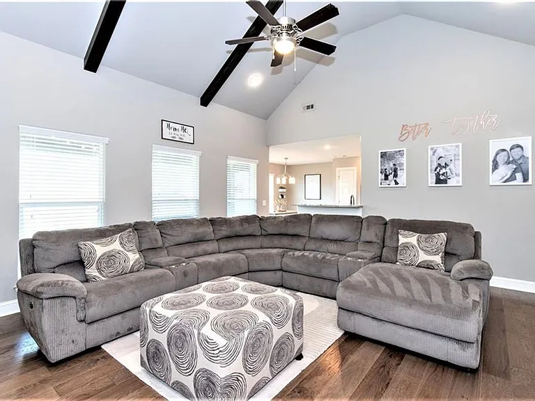 7456 Drury Ave — Photo 8