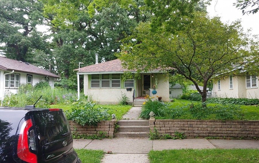 1st image of 2621 38th Ave S