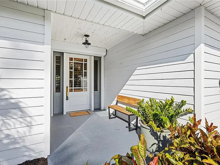 1900 Sandpiper St — Photo 2