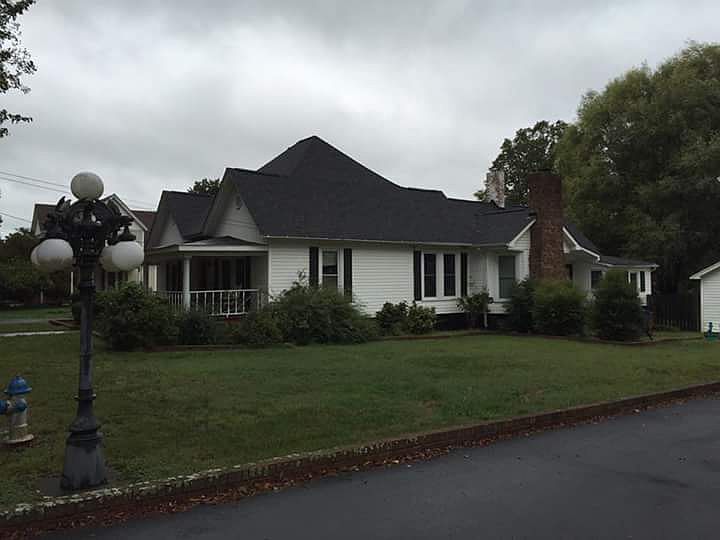 Side view of main home : New roof!!
