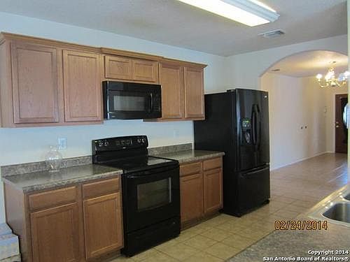 4th image of 3747 Grissom Oaks