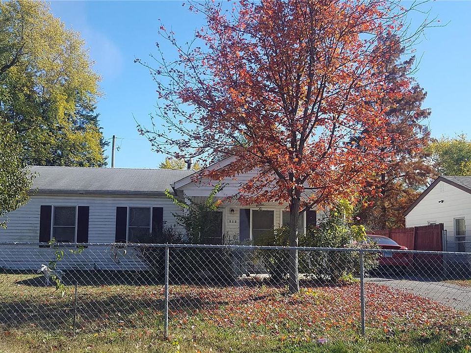 1st image of 512 Saint James Ln