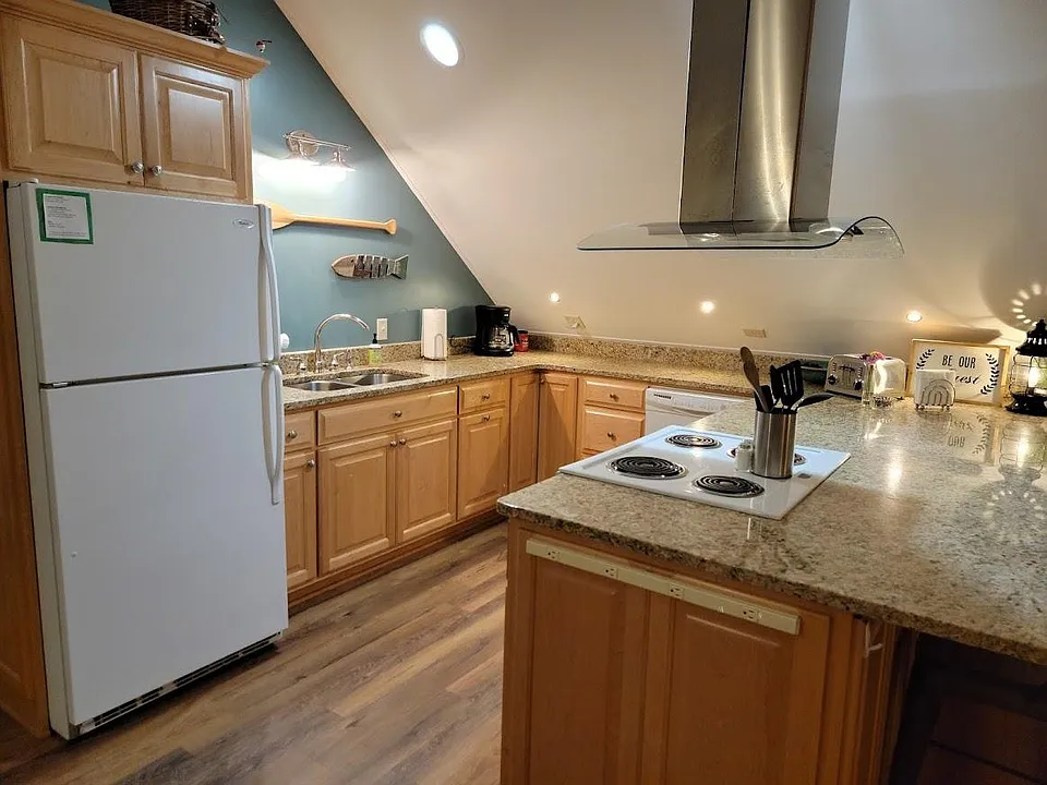 5121 Crow Wing Lake Rd #1