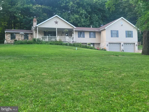 4752 Ulsh Gap Rd, Mc Clure, PA 17841