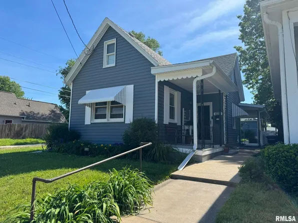 1108 N 20th St, Quincy, IL 62301