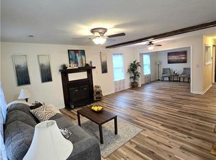 3441 Forest Glen Rd, Virginia Beach, VA 23452