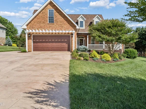 406 Grovemont Pl, Piney Flats, TN 37686