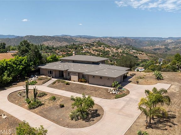 4th image of 1186 Lydia Ln