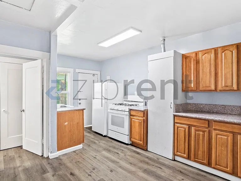 5915 Avenal Ave #5915 — Photo 9