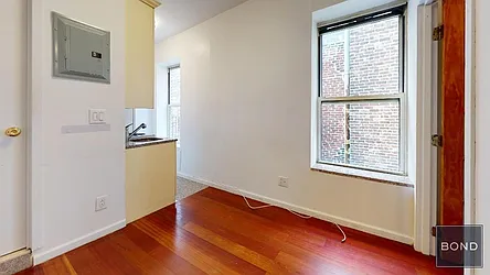 Rented by Bond New York