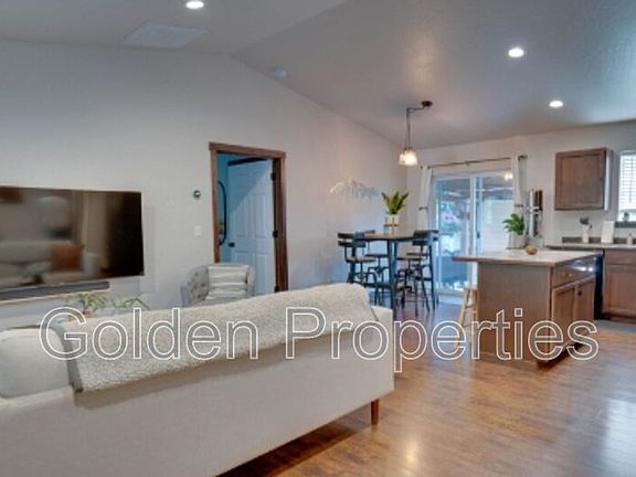 4th image of 24767 N Corbin Hill Rd