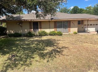 801 E Milam St, Ennis, TX 75119