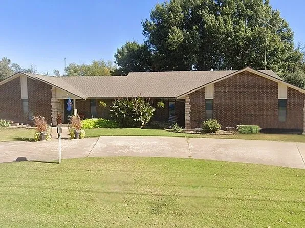 309 N Pioneer Rd, Helena, OK 73741