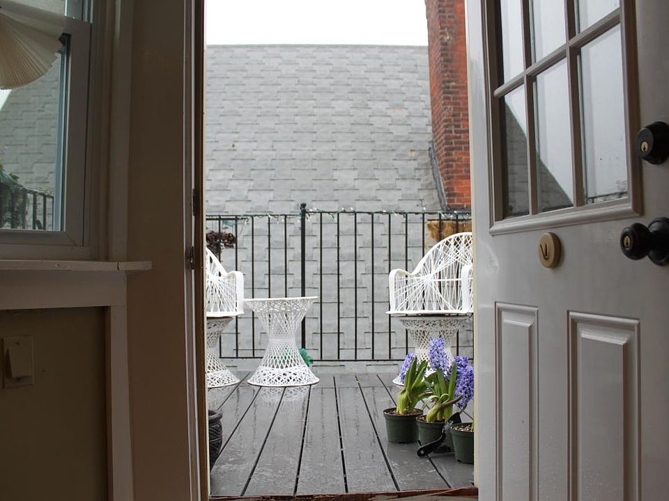 2nd image of 394 Elmwood Ave #2