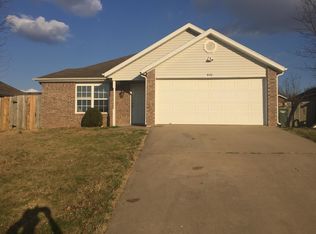 840 S Eastview Dr, Fayetteville, AR 72701
