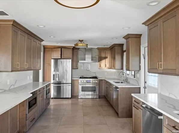 1024 Westwood Road, Woodmere, NY 11598