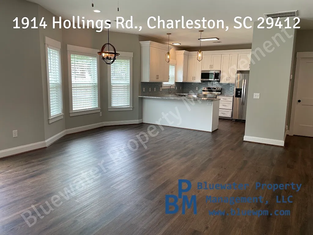 3 bed, 2.5 bath, 1992 sqft, $3,600 — Photo 3