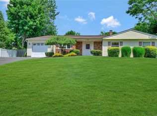 63 Vidoni Dr, Mount Sinai, NY 11766